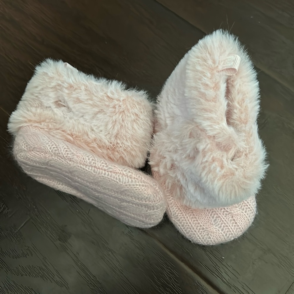 6-9 months Stepping Stones booties